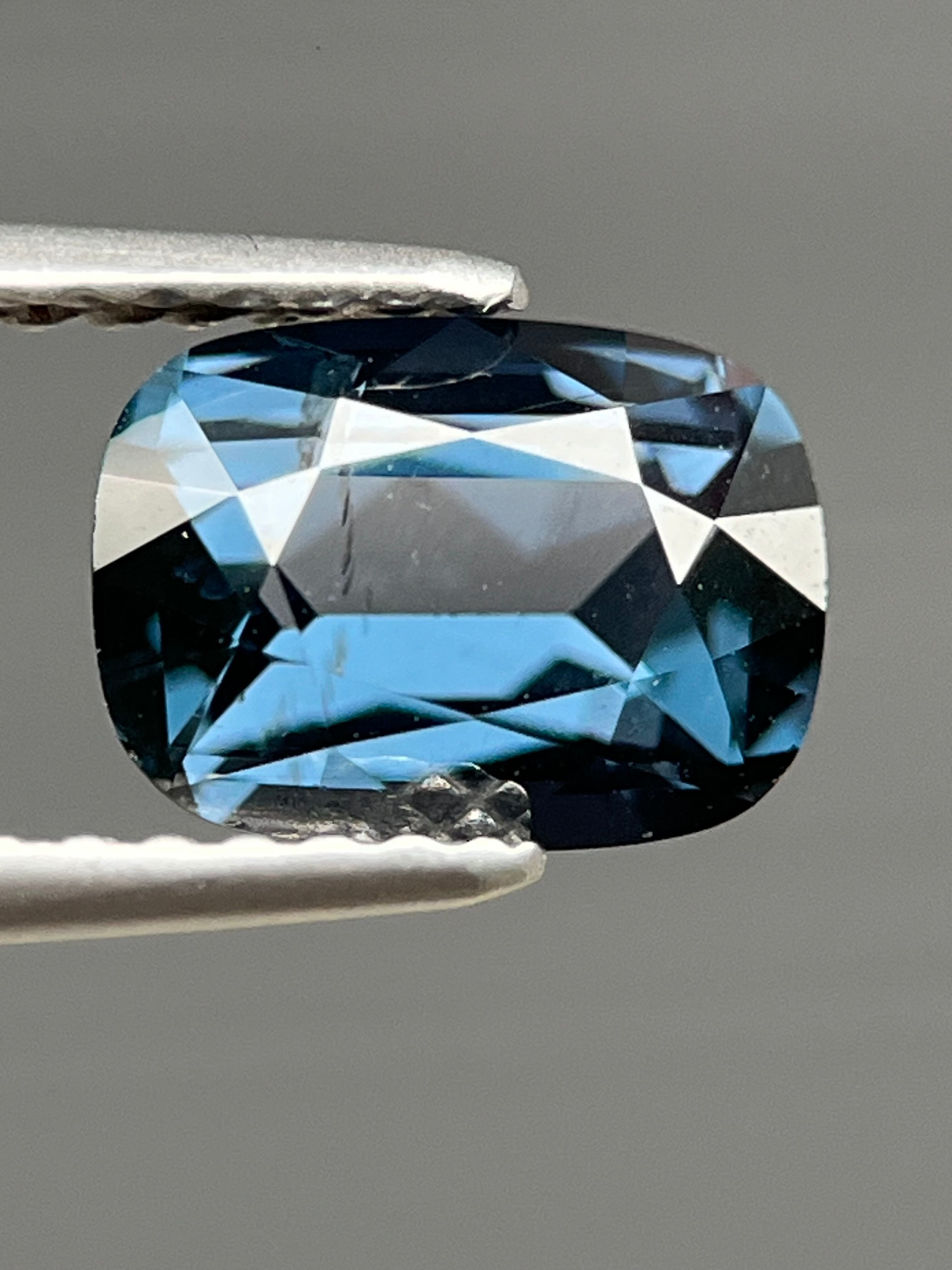 ブルースピネル1.09ctNatural blue Spinel 日本宝石ソー付 【公式通販】