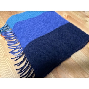 手織りメンズカシミヤマフラー　濃紺・ブルー・ラベンダーブルー　 (およそ30x 180 cm)　cashmere scarf