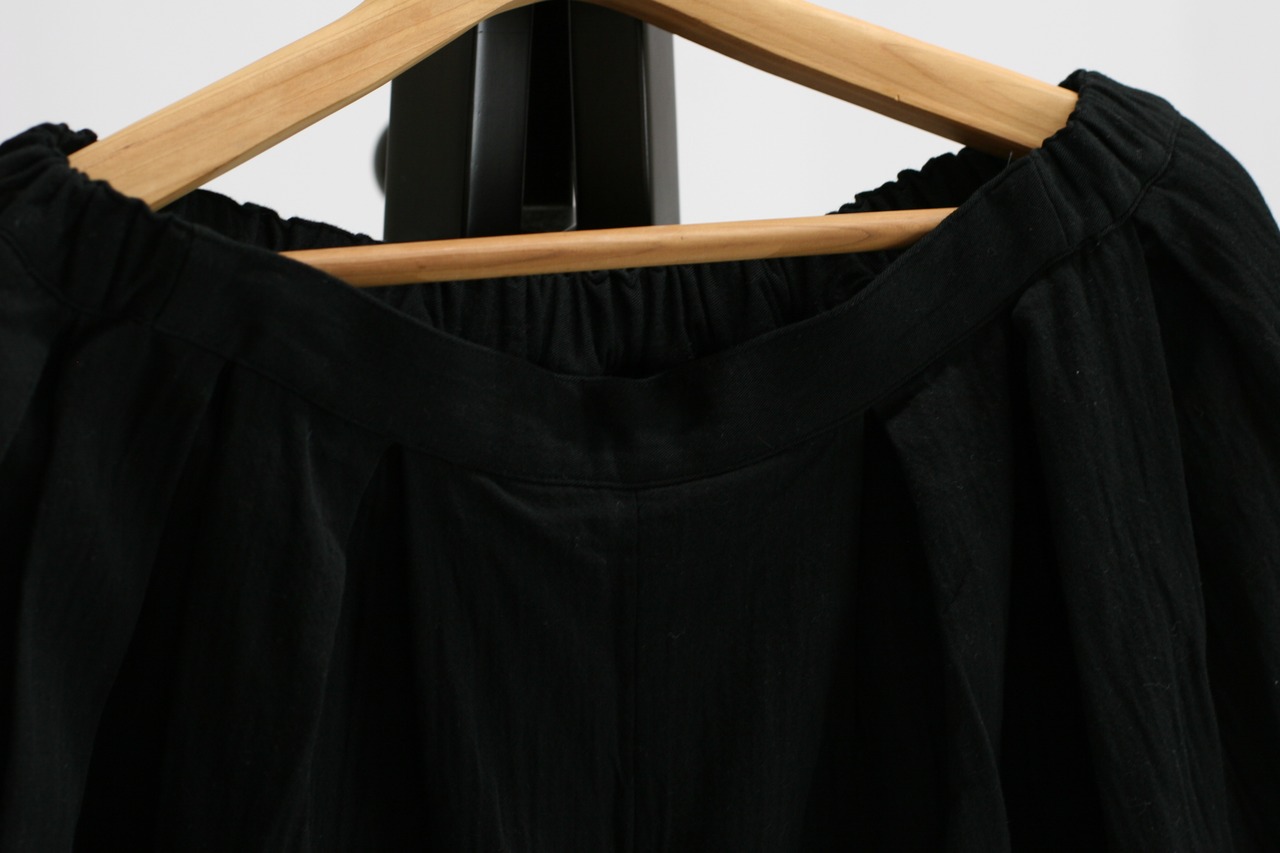 【ROBE de PEAU】Wide tuck culottes（RS018）