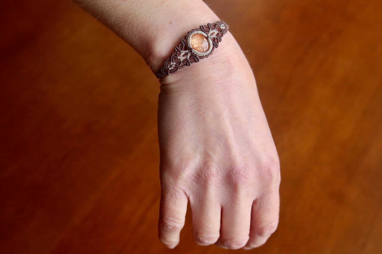 Sunstone micro macrame bracelet