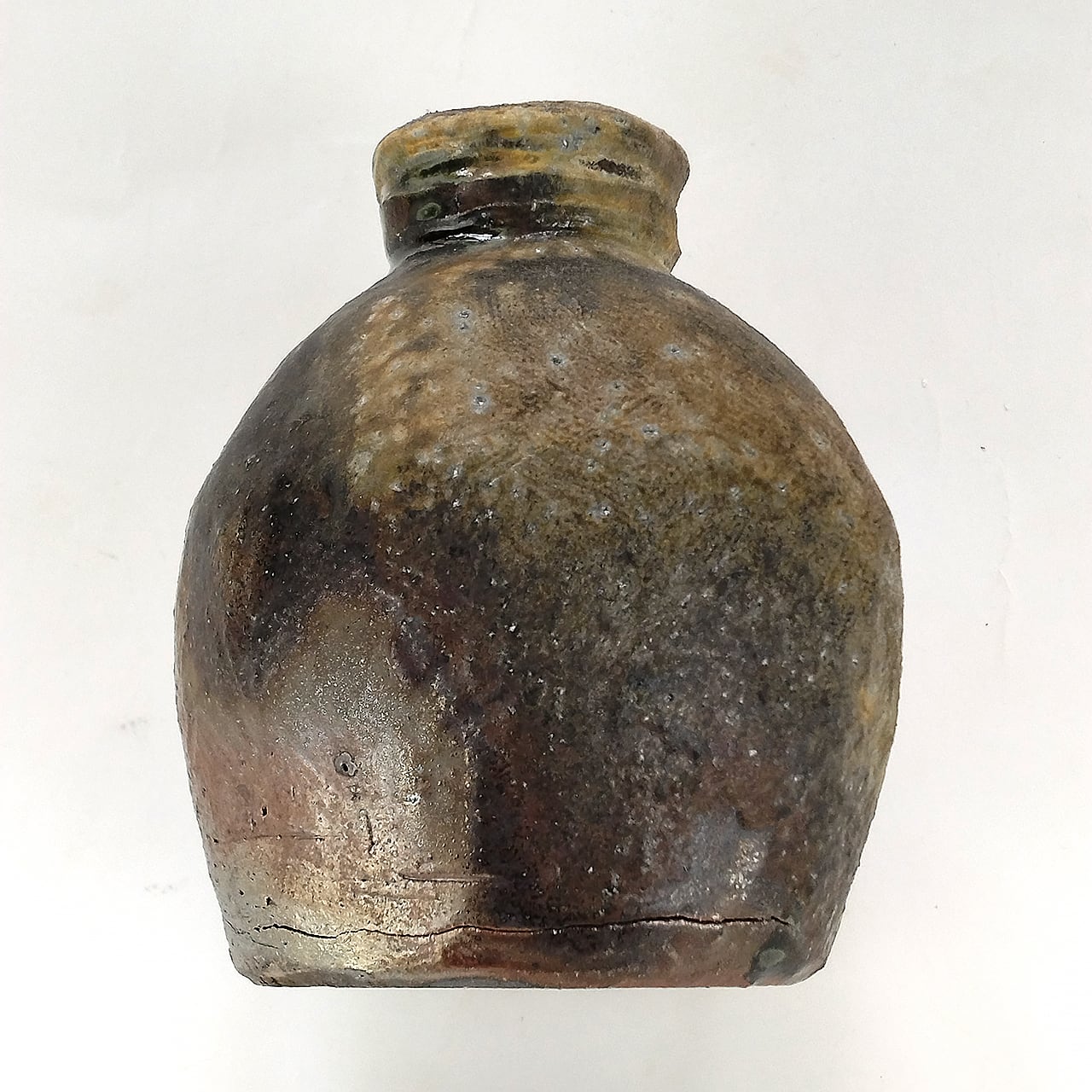 灰被り信小壺（小型蹲る） 灰被り小壺 灰被り 小壺花瓶