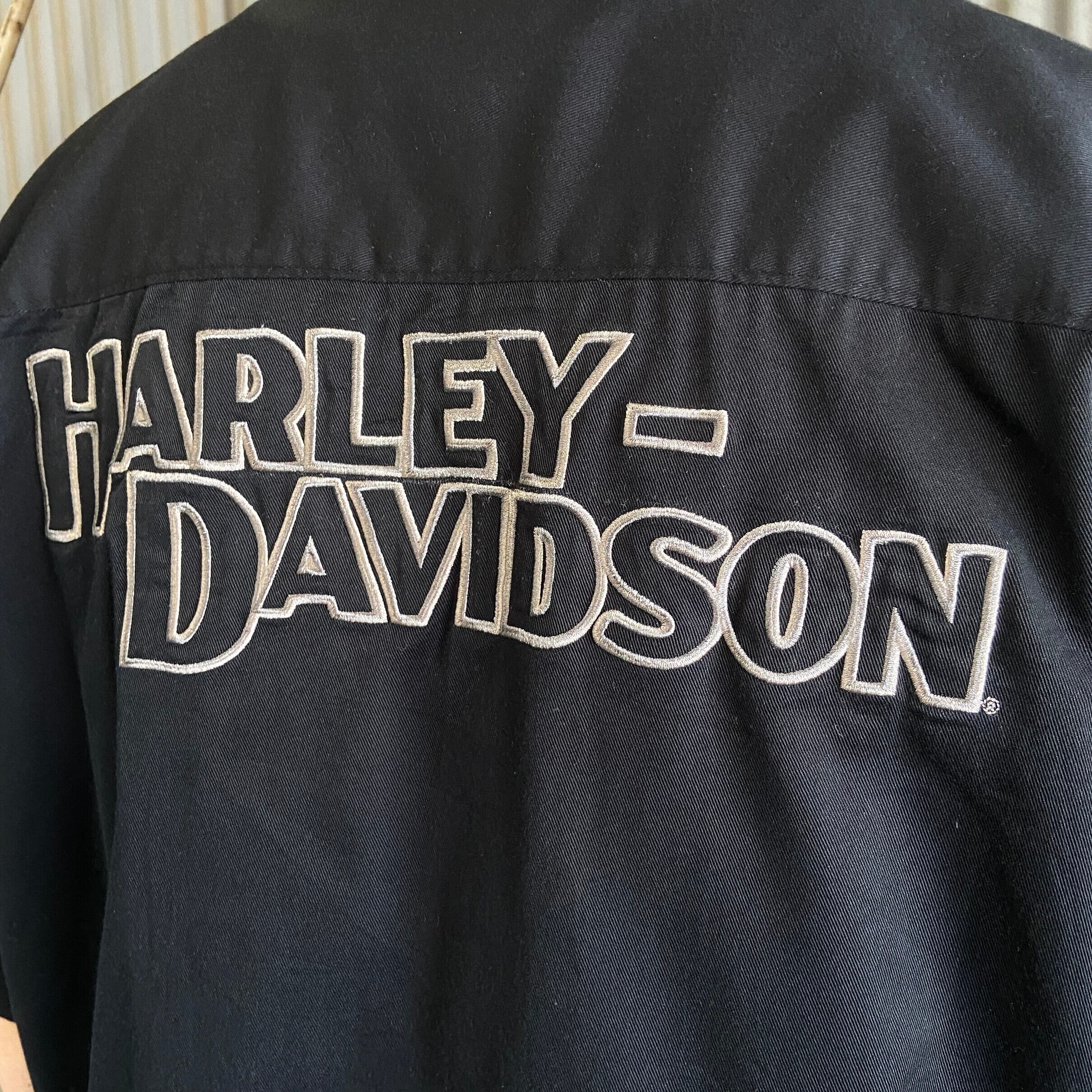 Harley-Davidson ハーレーダビッドソン バックロゴ刺繍 ワッペン 半袖 開襟シャツ メンズXL相当 古着 オープンカラー ボックスシャツ  カーキグリーン×ブラック 緑 黒 ライン【半袖シャツ】【PS0707】 | cave 古着屋【公式】古着通販サイト