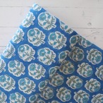 ブロックプリント生地【50cm単位】インド綿  花柄(中) 青×白 #20139-BL3