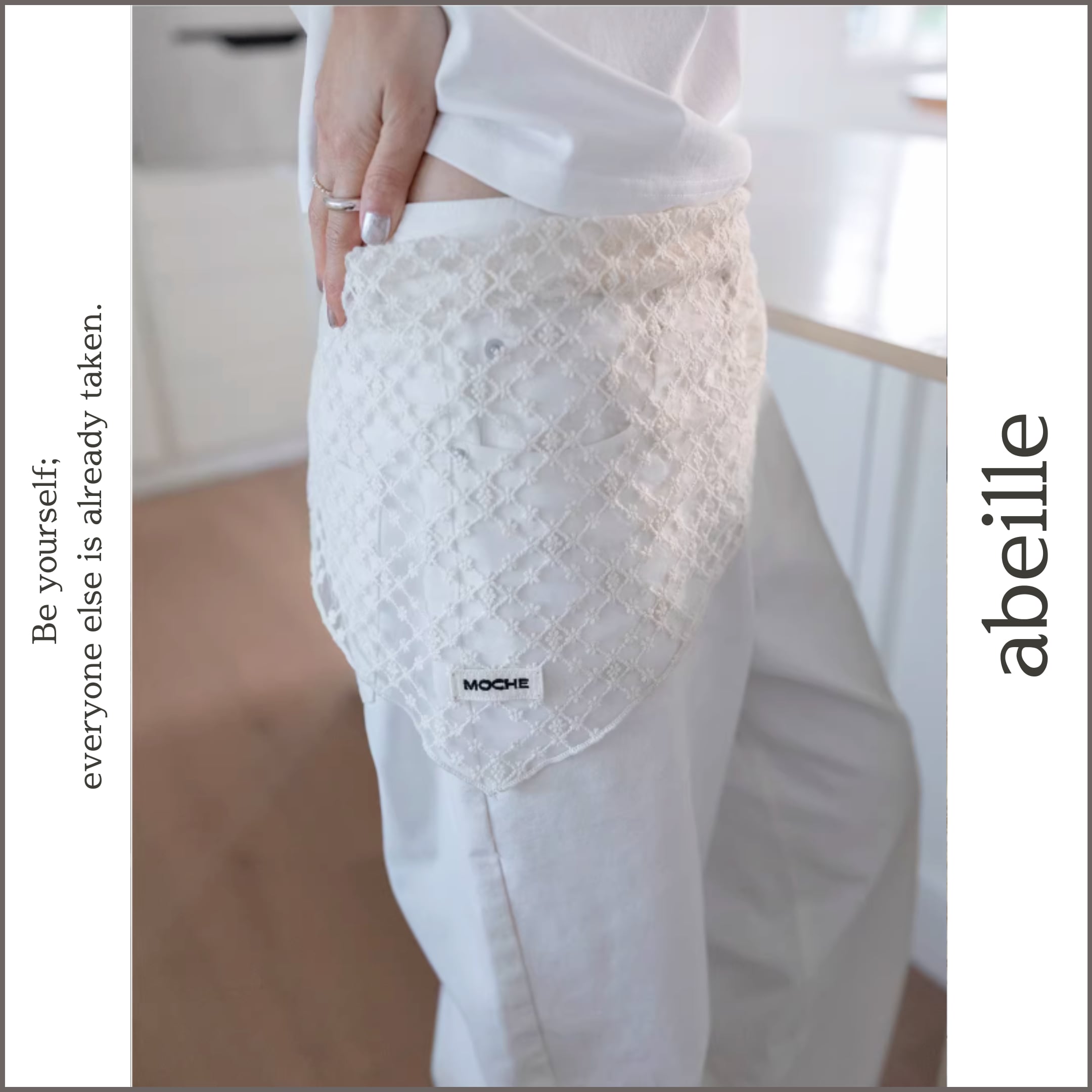 sheer lace triangle scalf 14334