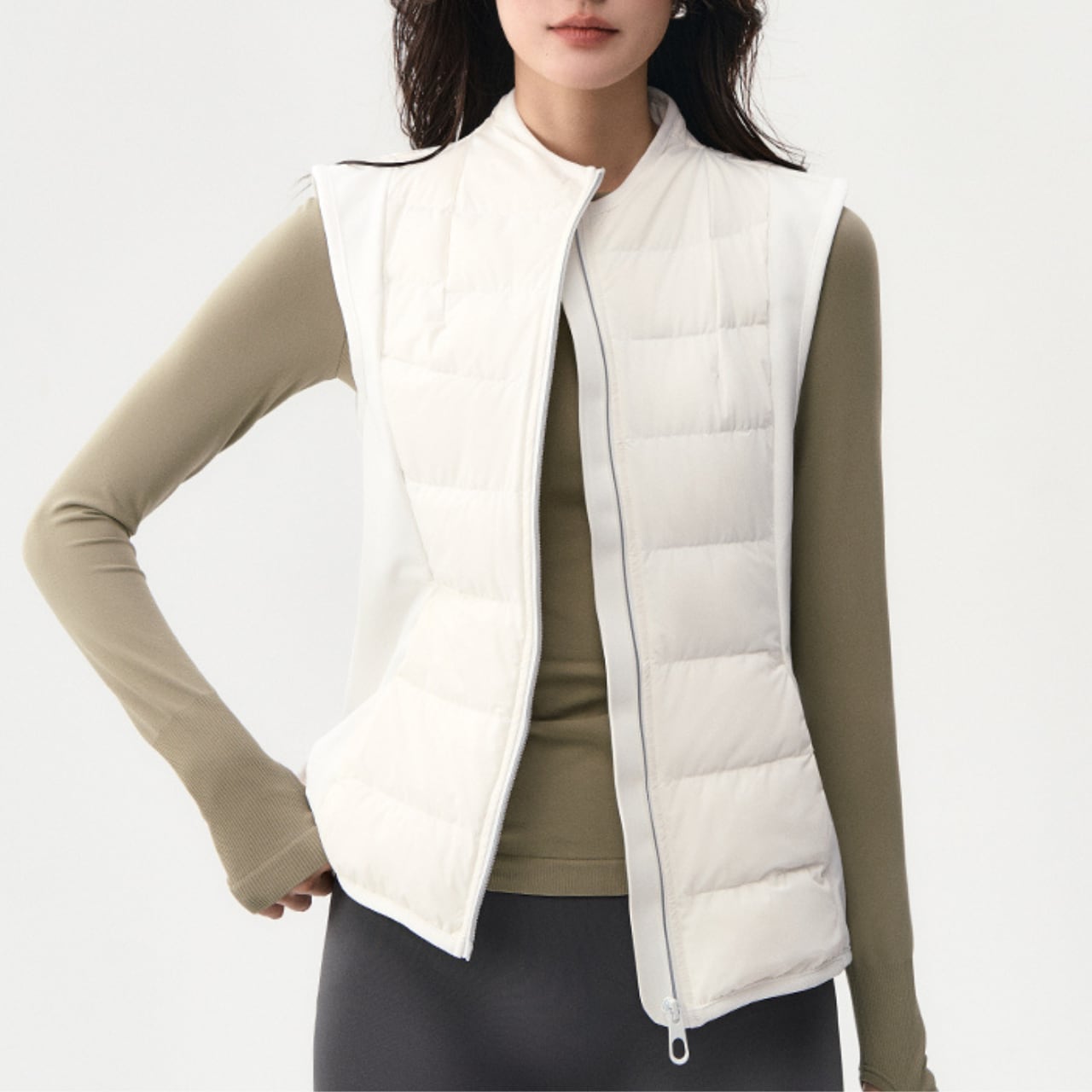 Zip up White Goose Cropped Padded Vest BM0011