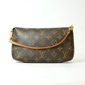 LOUIS VUITTON ルイヴィトン モノグラム アクセソワール ポーチ M51980 ブラウン