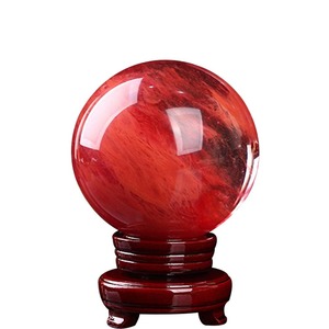 【努力特価】レッド 水晶玉 開運グッズ 水晶ボール 水晶 台座付 丸玉 鎮宅 クリスタルボール インテリア 仕事運 人間関係 金運 人気 恋愛運 玄関 事務室 風水 赤製錬クリスタルボール 天然石英赤のスメルティングストーン 癒しオーラパワーストーン 地鎮祭の水晶玉仕事運 金運 恋愛運UP 鎮宅 癒し 縁起物 風水グッズ (8CM)