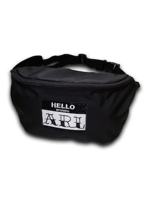 LOGO PATCH BODY BAG black