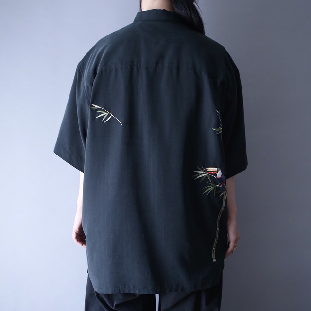 "刺繍×鳥" front and back design over silhouette h/s shirt