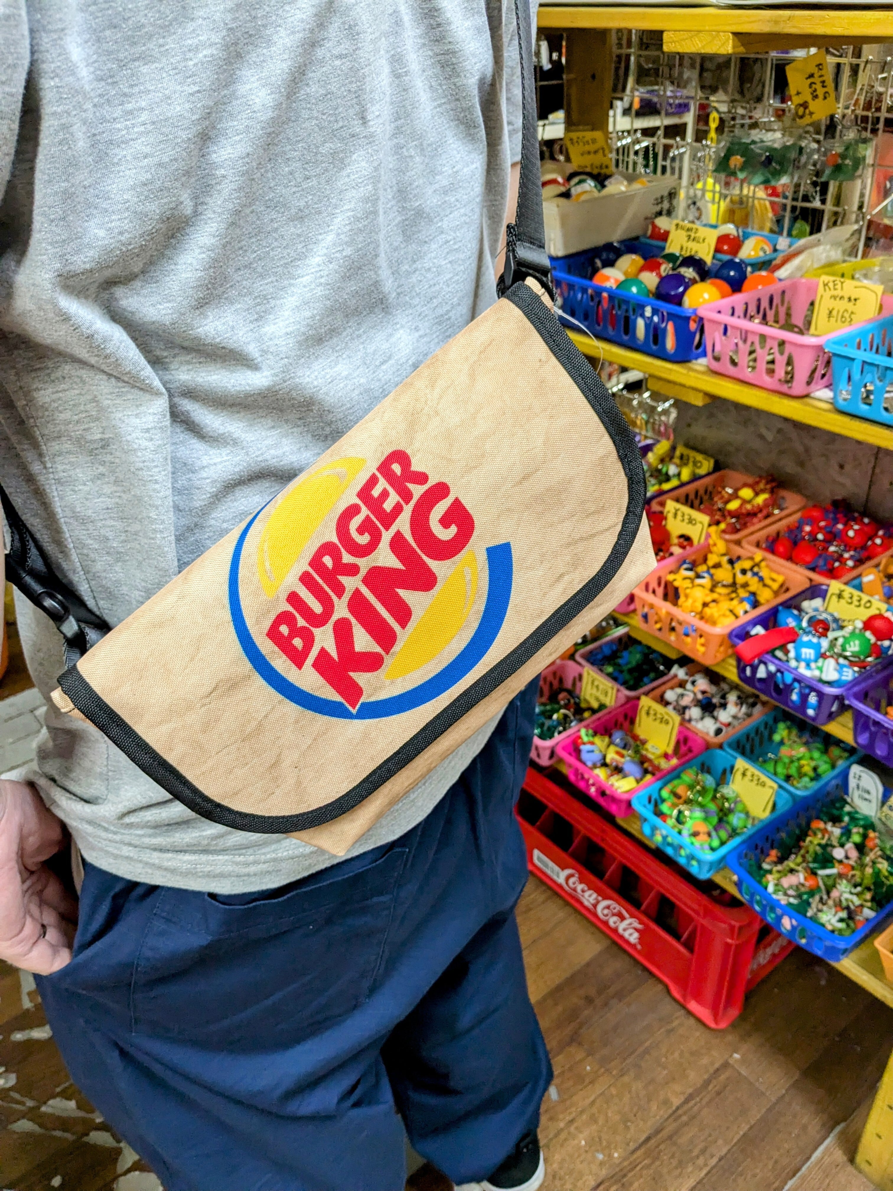 【マクドナルド (ロゴ)】ショルダーバッグ＊紙袋風 〚アメリカン雑貨 アメトイ〛