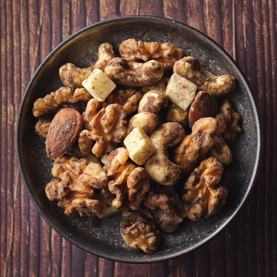 ソムリエナッツオリーブ&チェダー50g | ナッツ専門店~Vegetus~ベジタス