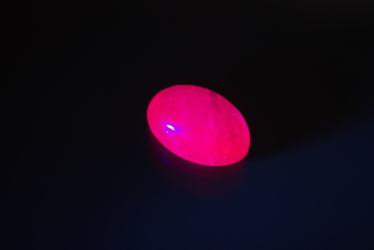 非加熱ピンクサファイア　0.42ct　 [D7-40]