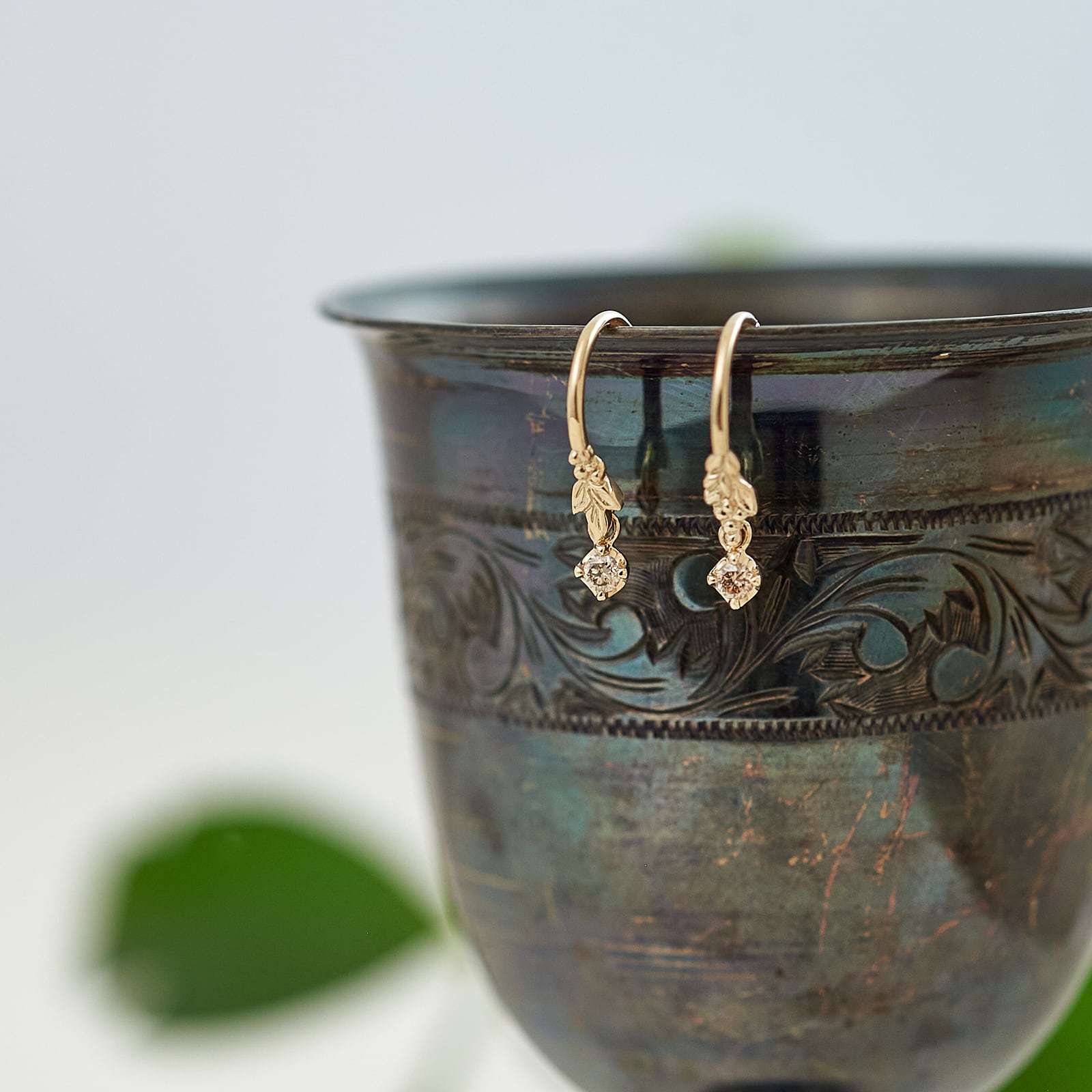 ルミエール ブラウンダイヤモンド K10 ベリーピアス