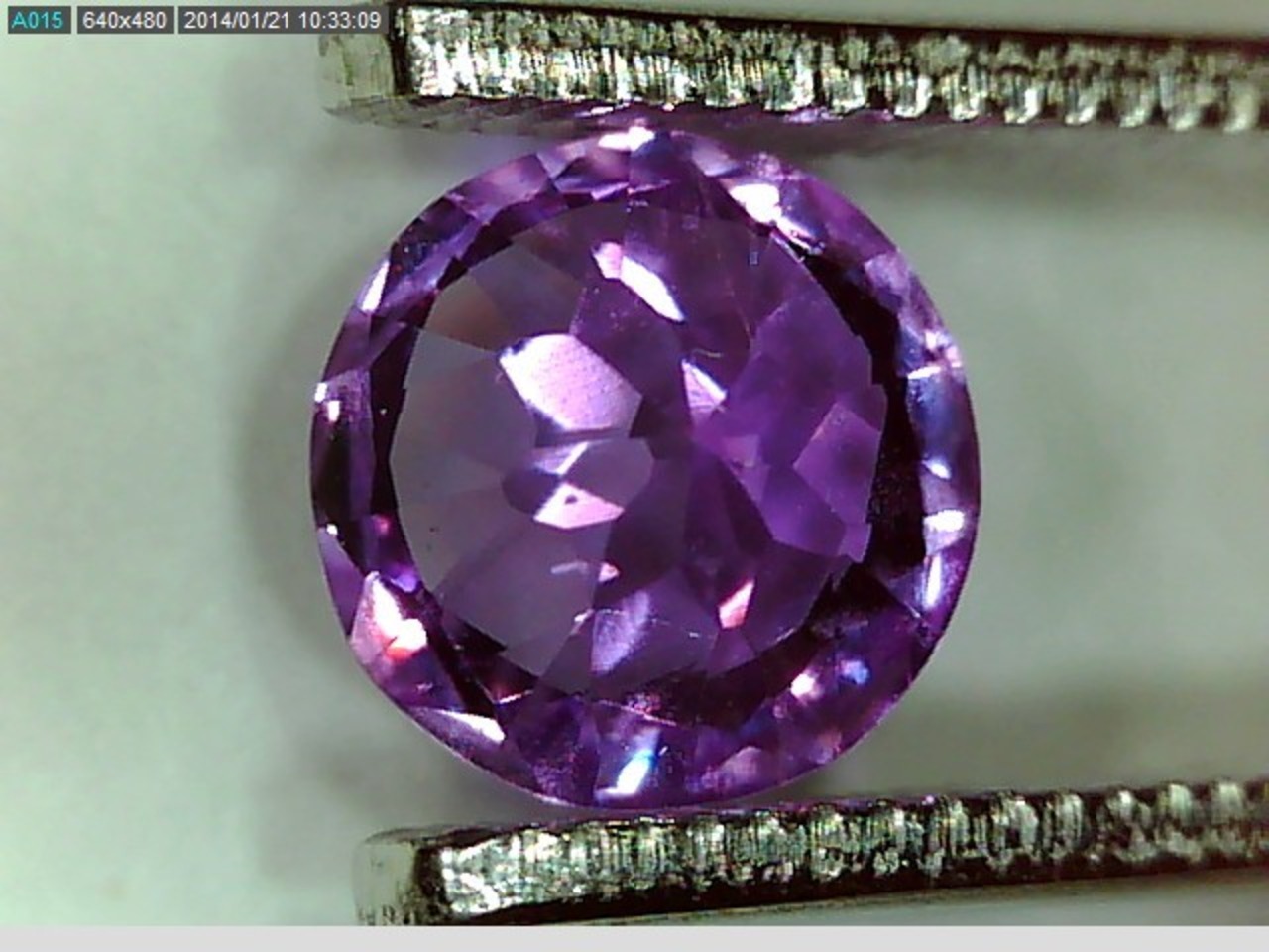 パープルサファイア 0.892ct ◇ソーティングメモ付 非加熱 