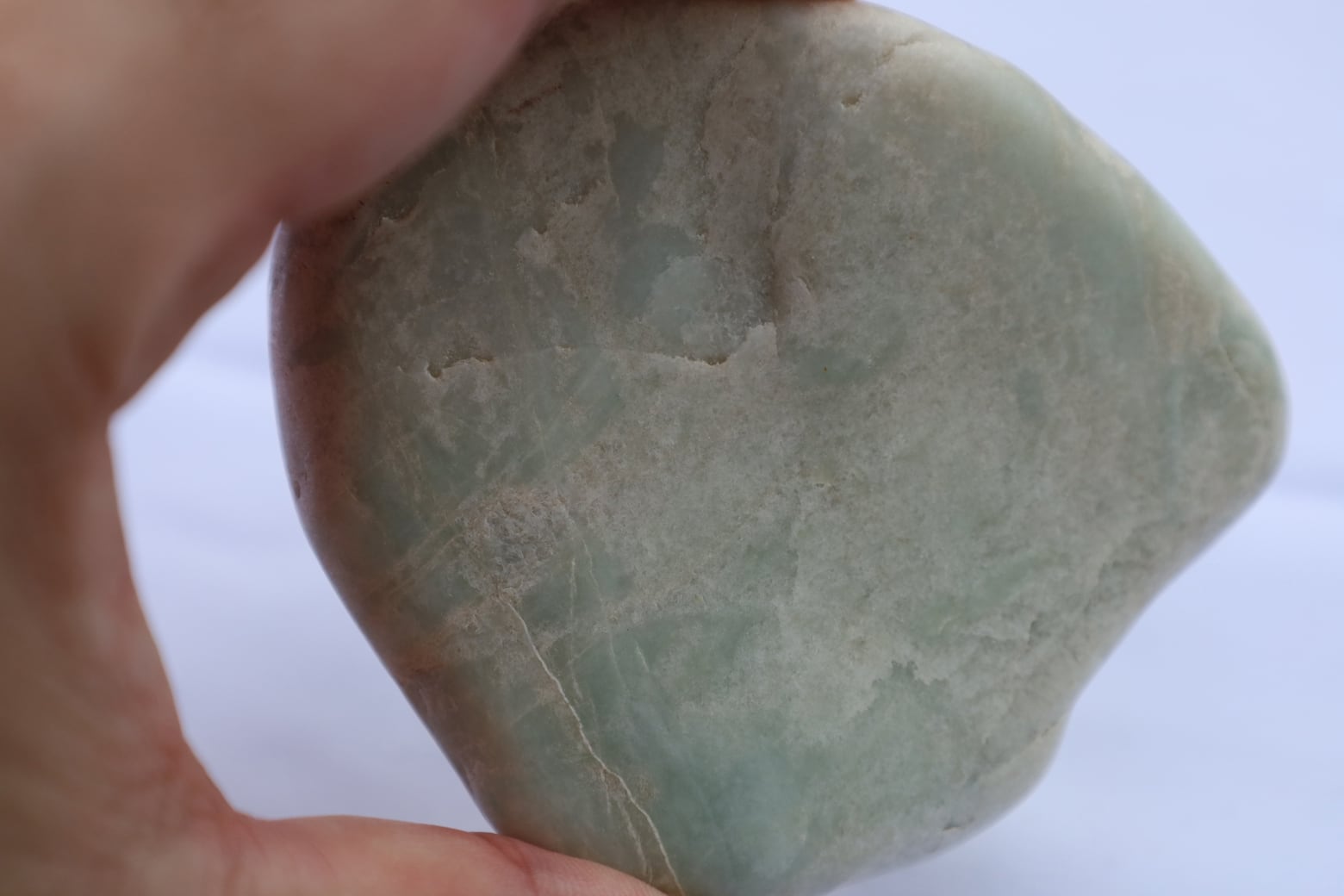 翡翠 糸魚川翡翠原石29ひすいヒスイ硬玉ジェダイト商品コード