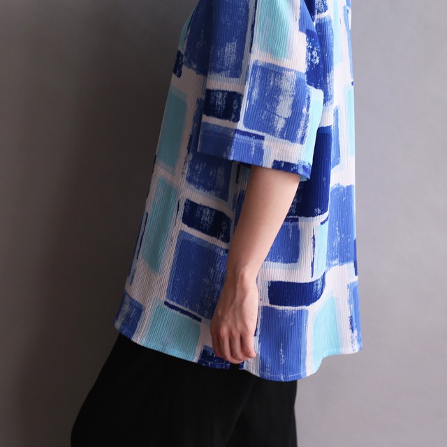 blue and blue art graphic wrinkle fabric h/s shirt
