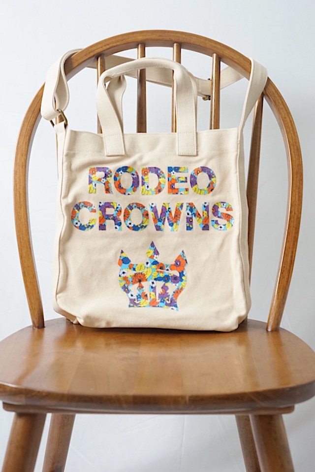 RODEO CROWNS	フラワープリント 2WAYショルダー トートバッグ ※訳あり商品：ショルダー部分に留め具のうすい錆が付着しております。《参考価格：￥4,800》