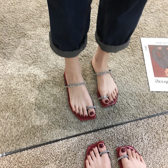 フラットサンダルとスリッパ女性2020年夏の新しいファッションネットセレブインスタイドシューズラインストーンアウターウェアフリップフロップ フェイクシューズ19607015786