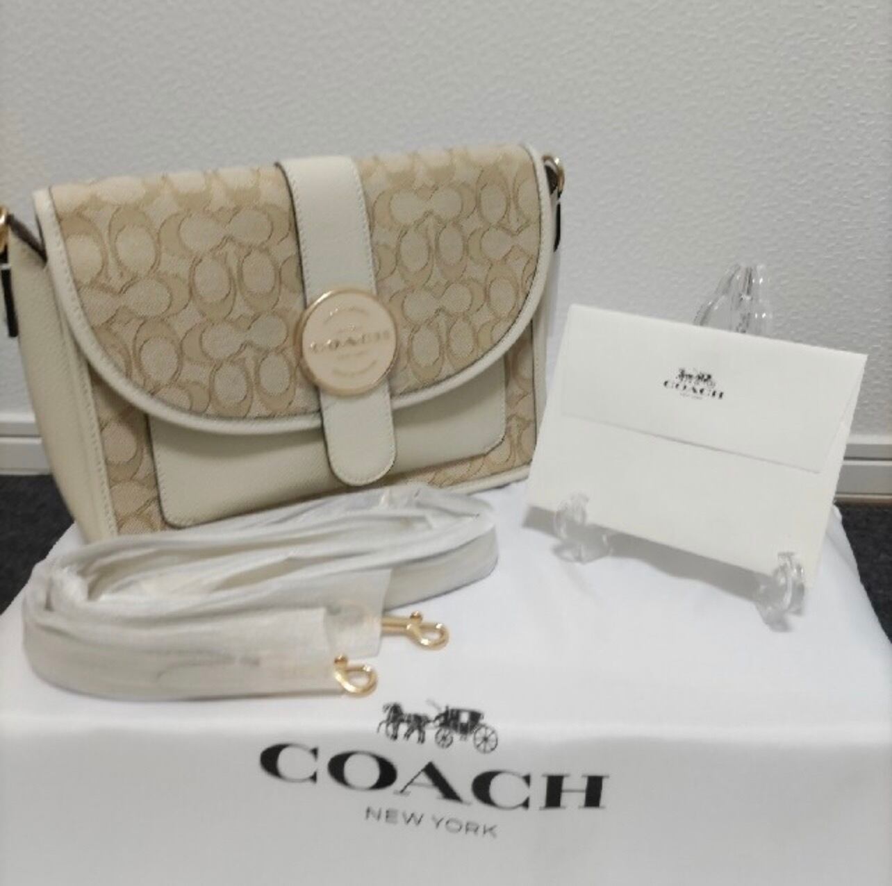 COACH コーチ クロスボディ シグネチャー ジャカード 新作新品 希少 | ebisuya. powered by BASE