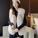 フェイクファーベスト レディース ベスト 羽織 アウター ふわふわ 暖かい 防寒 冬 エレガント ノースリーブ きれいめ カジュアル お出掛け おしゃれ シンプル 無地 Vネック イミテーションファー