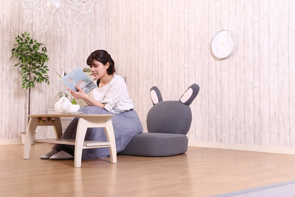 野ばら社rosily 小さなうさぎとソファのセット　作家様 野ばら社rosily 小さなうさぎとソファのセット 作家様 野ばら社rosily