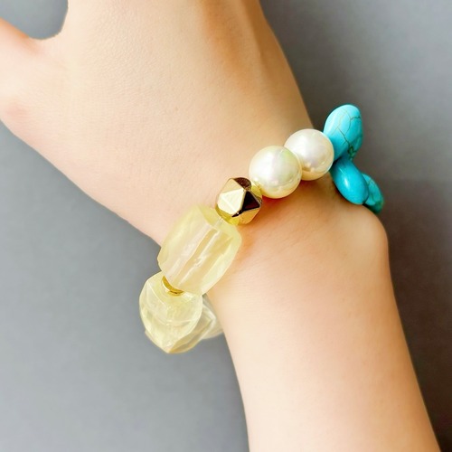 うららかな春を手首にまとう春色ミモザカラーのパワーストーンブレスレット＜レモンクォーツ×ターコイズ×貝パール×ヘマタイト＞