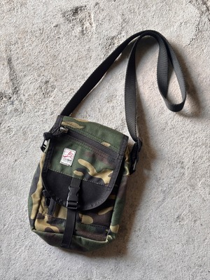 90～00s OverLand EQUIPMENT/Camouflage DAY TRIPPER/カモフラ柄デイトリッパ－/ショルダ－バッグ/カ－キ/オーバーランドイクイップメント