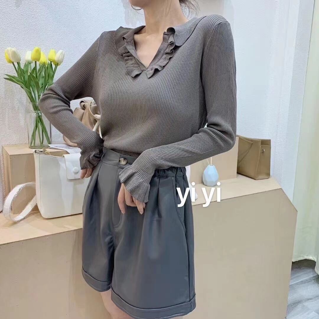 フリルVネック リブニット　AJ111-999