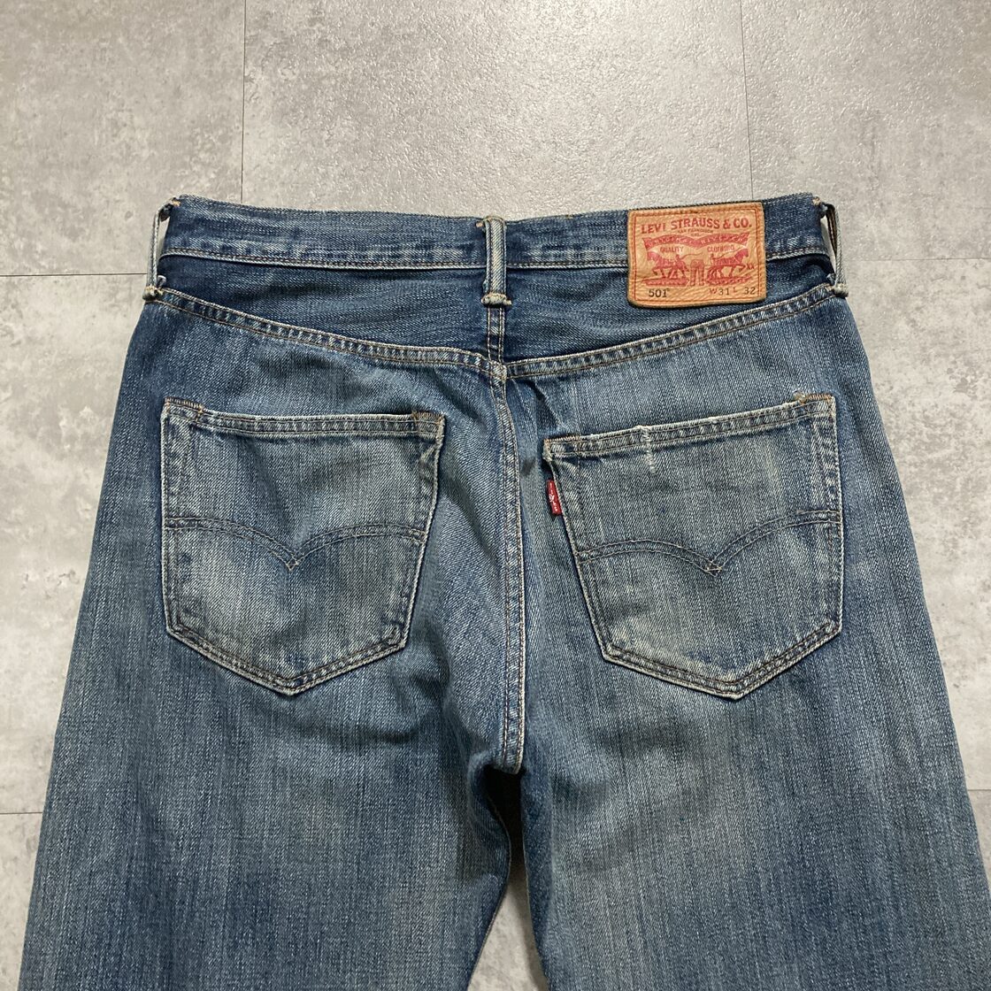W31 L32】Levis 501 リーバイス ボタンフライ レザーパッチ 縦落ち 