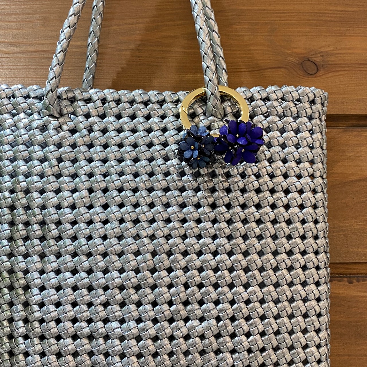 【完成品】ダブルフラワー カラビナチャーム(花色パープル&ラベンダー) - 4