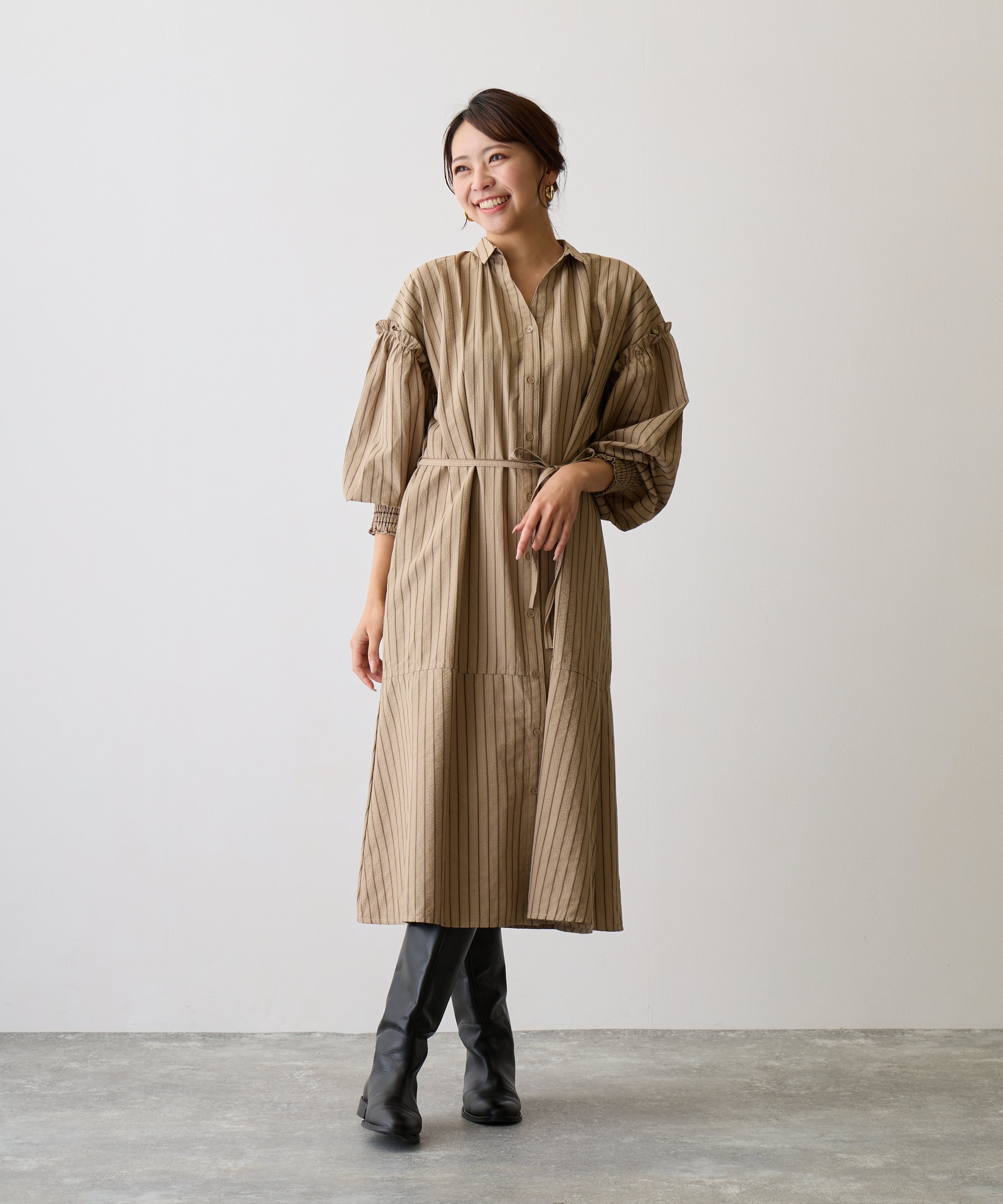 No.58515 ストライプシャツワンピース Beige | エルキカク