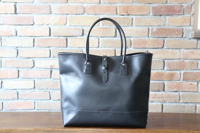 Heritage Leather Company Leather Tote: Black