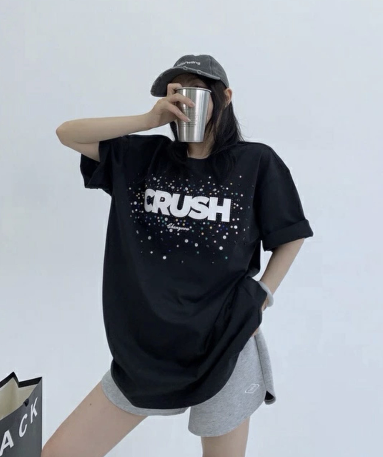 OISIS007 CRUSHロゴTシャツ