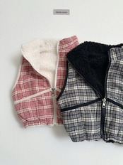 〖取寄〗韓国子供服 / 26winter / Digreen / リバーシブルベスト / キッズ / 冬服 *S~2XL*
