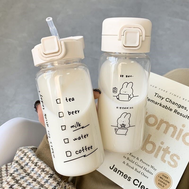 ゆるかわ癒しタンブラー クリア マイボトル 500ml 水筒 ストロー付き ドリンクボトル うさぎ ハングル 英字 手書き風 イラスト おうち時間 リモート 通勤 オフィス エコ活 Lamitte Deco トレンド 韓国ファッション ショップ Base店