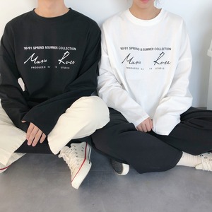 カップル コーデ オーバーサイズ ロゴ ロンT トップス 長袖 Tシャツ カットソー 白トップス ビッグT ミディアム丈 袖あり ラウンドネック 襟なし かわいい 大人可愛い シンプル カジュアル 大人 おしゃれ お洒落 大人女子 こなれ感 ルーズ 柄 春 夏 秋 10代 20代 レディース メンズ ペア 男女兼用 通勤 学生 通学 デート お出かけ 女子会 休日 旅行 着回し 普段使い 重ね着 お揃い 韓国 韓国系 ゆったり ゆる サイズ M L XL 色展開 白 ホワイト 黒 ブラック