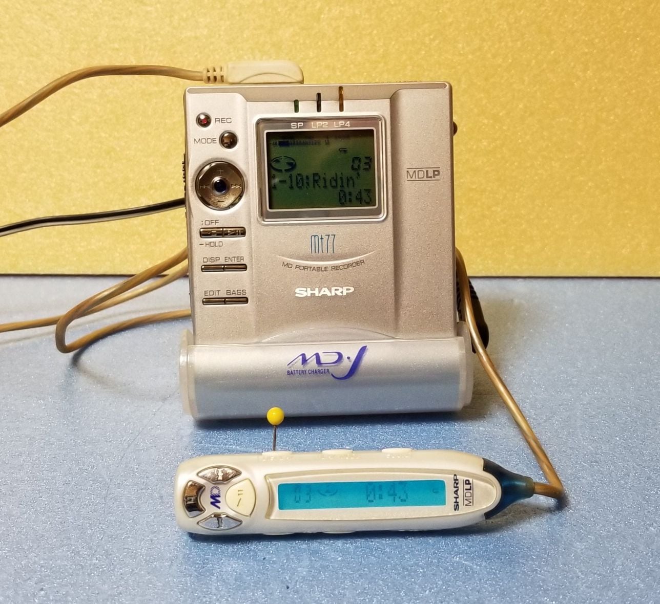 稀希少・ジャンクSHARP MDLP MD-DS700-B ポータブル SHARP DS700
