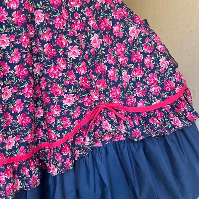 【ご購入のお客さま専用】80's navy × pink flower print skirt/40's rose  motif shell  broach