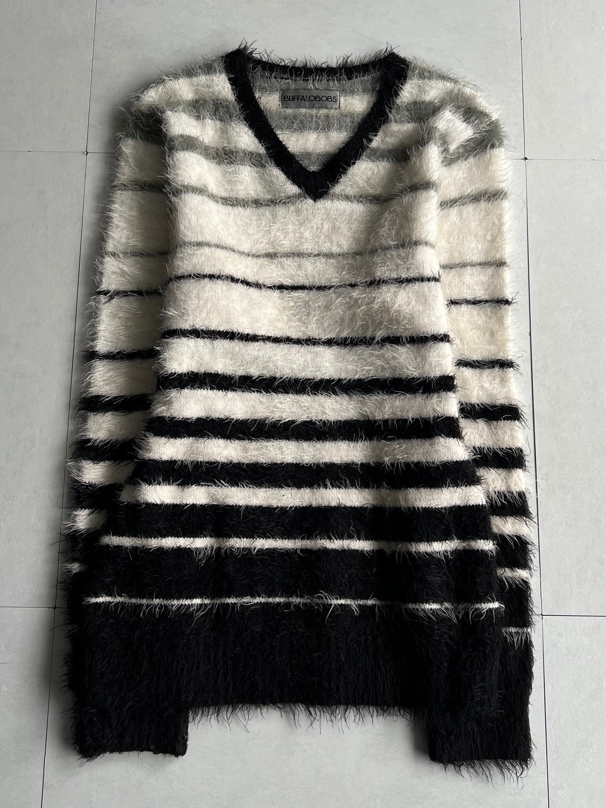 "BUFFALO BOBS" Shaggy Border Knit