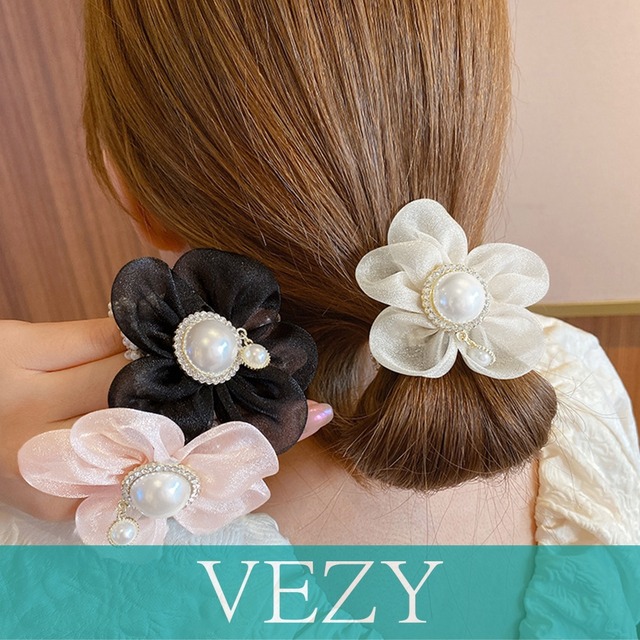 シュシュ レディースお花ヘアアクセサリー フェイクパール ラインストーン ヘアゴム お花フラワーモチーフ 髪飾り 大人可愛い まとめ髪 フェミニン ヘアアレンジ ヘアアクセサリー  VEZY ベジー  ItemNo.【19027470】