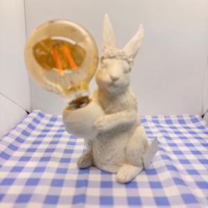 うさぎ　テーブルランプ