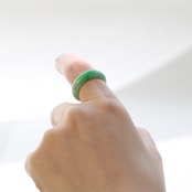 【12号】希少な鮮やかな緑がポイント！ 翡翠 甲丸リング A貨翡翠 jd_rg1822