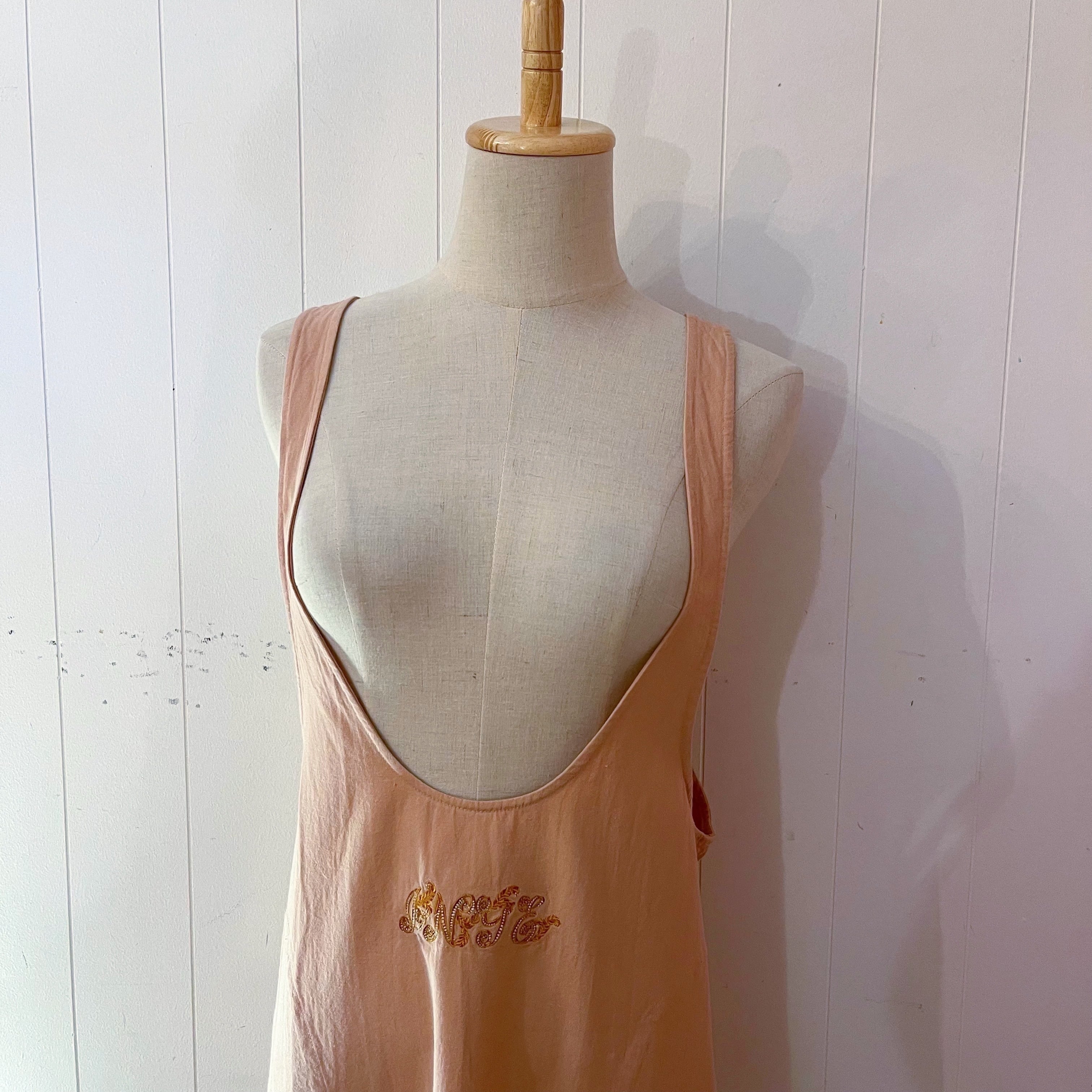 INGEBORG / pale pink round jumper skirt