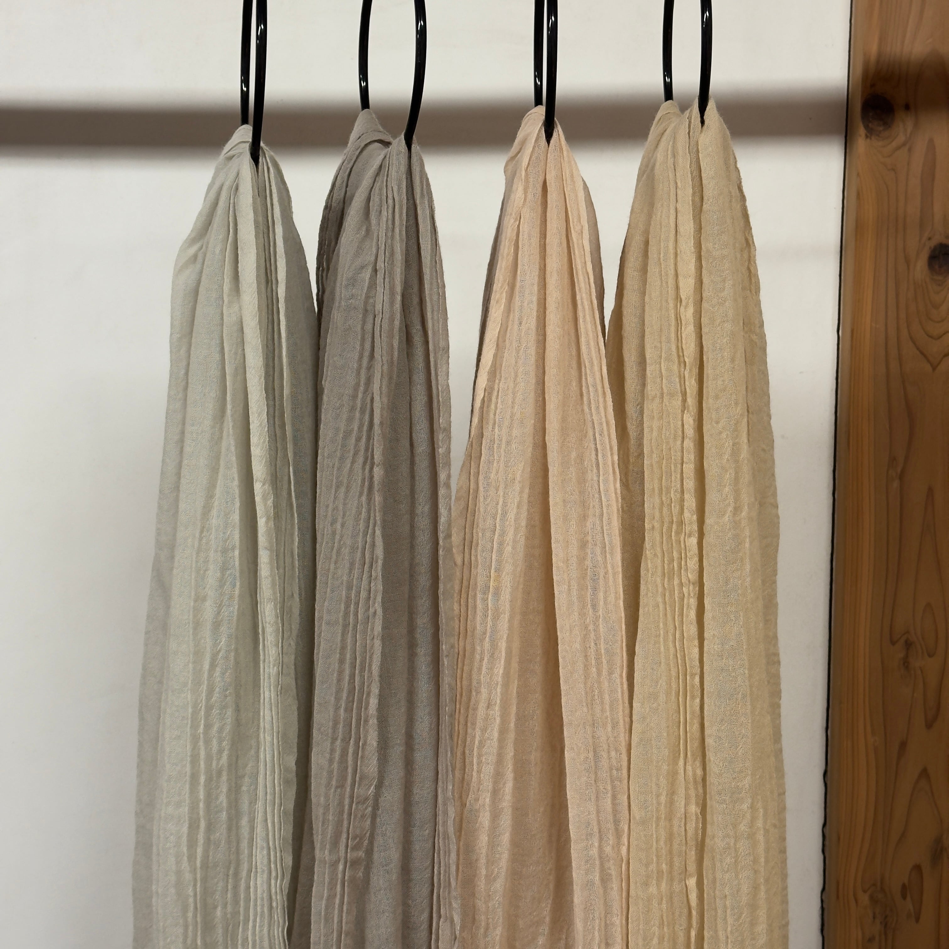 手染め ウール100% ふんわりストール｜夜叉五倍子染め（植物染め