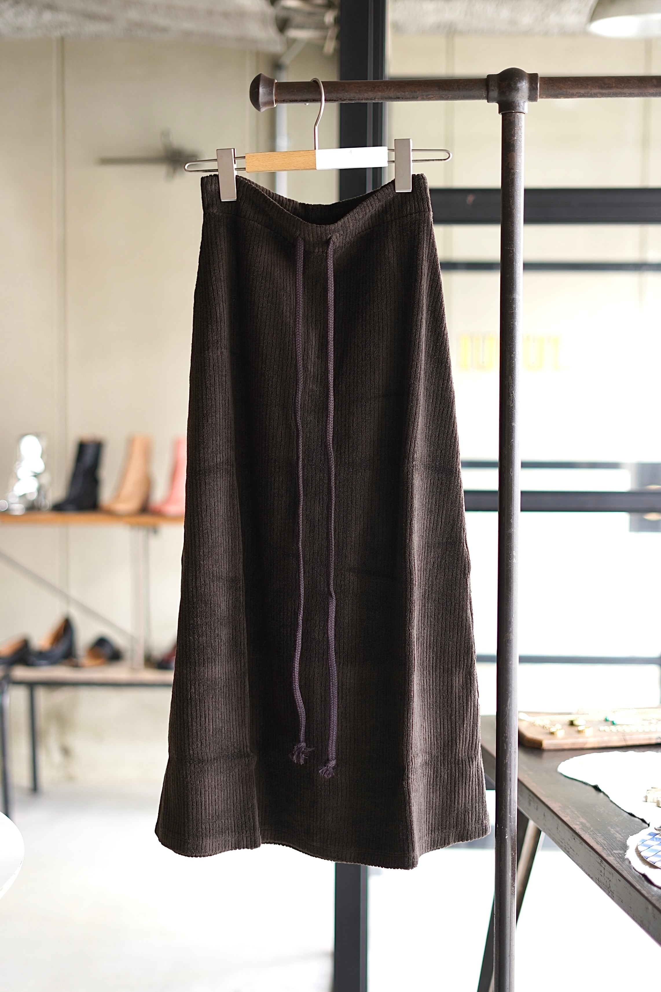 Baserange / DOUGLAS SKIRT (FOVEA) | JUQUI Online 