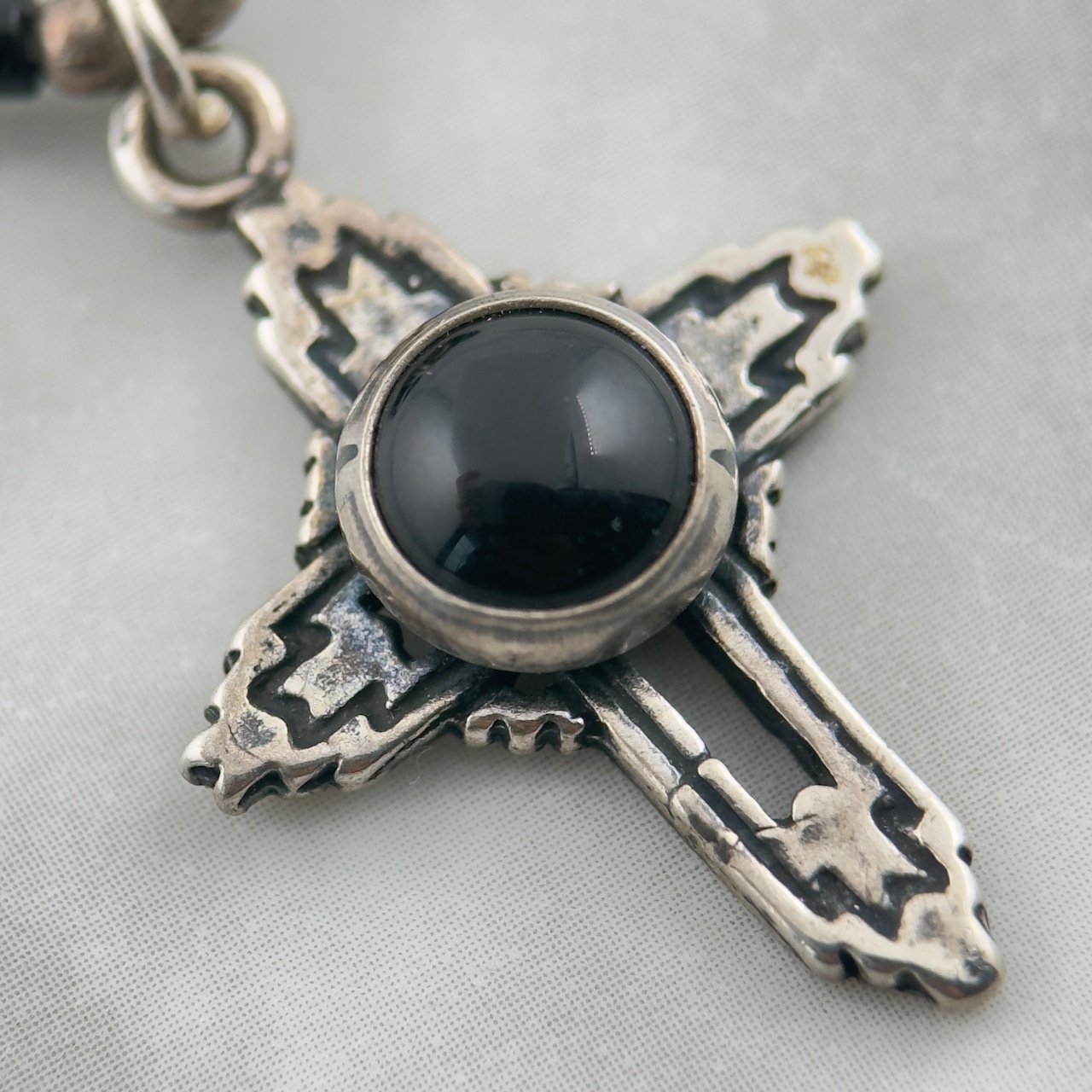 [M1667] Vintage 1970's Santo Domingo Pueblo クロス ネックレス 925