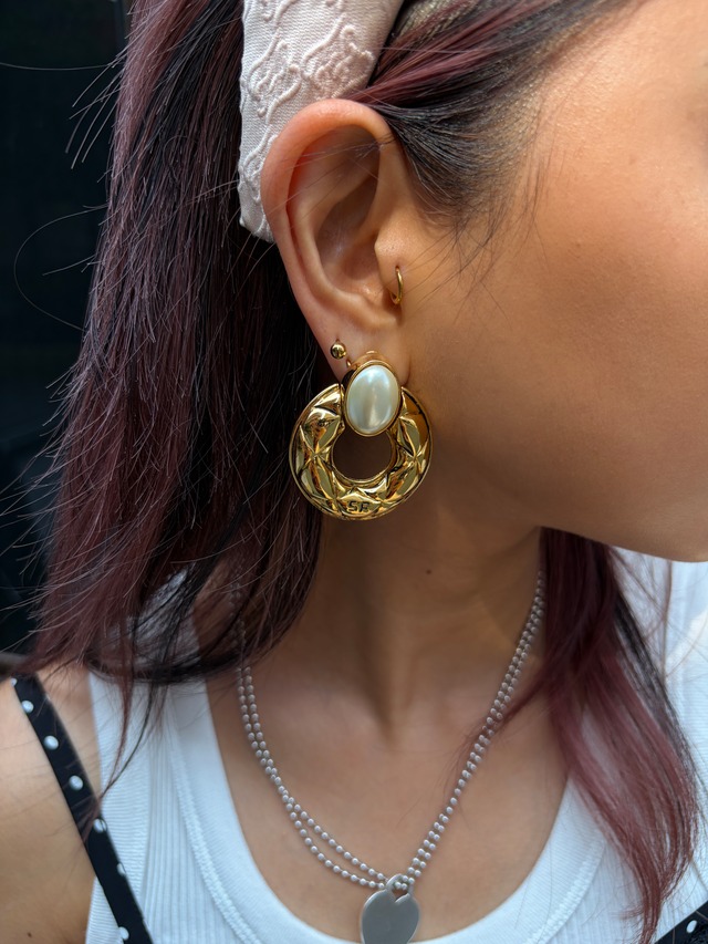 SONIA RIYKEL / vintage gold pearl circle quilting design earring.(o)