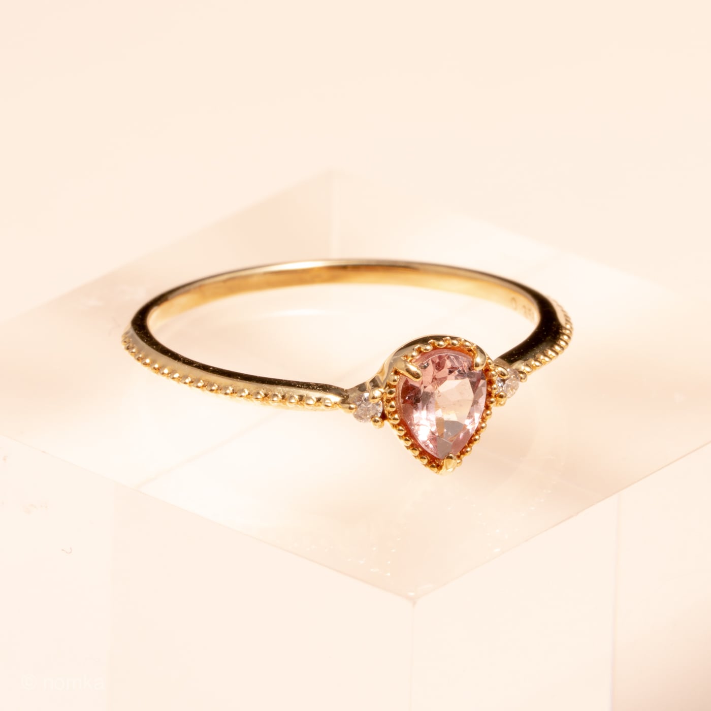 残り1点。　Rose pink ring … Malaya Garnet