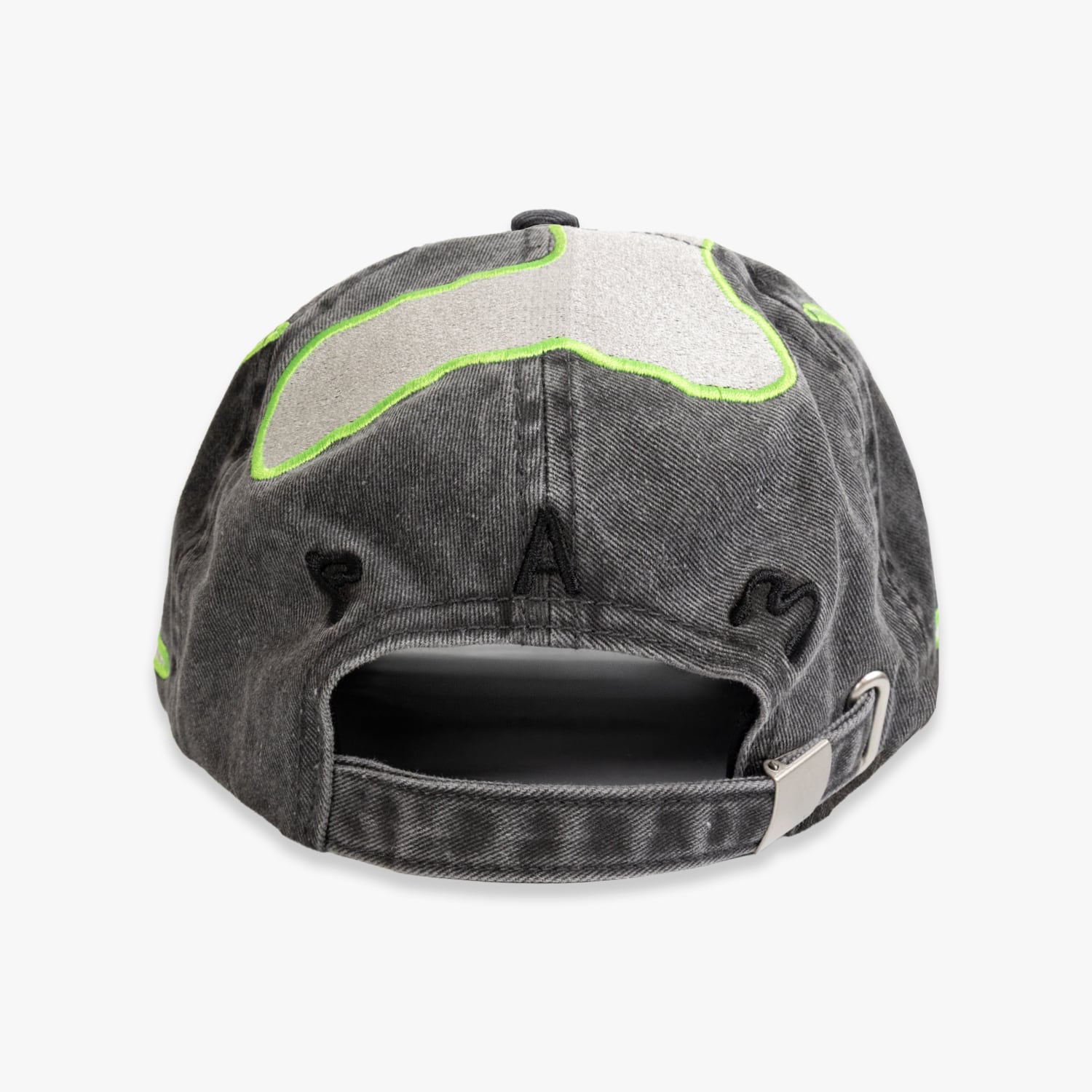UNEEK BASEMNT - Discover independent style.