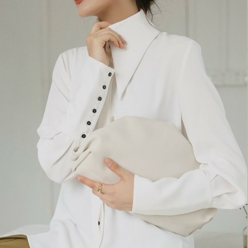 White long collar shirt 00042
